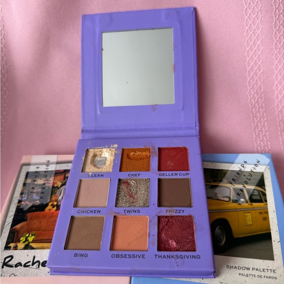 Friends x Revolution - Eyeshadow Makeup Palettes Set of 3 - Phoebe Rachel Monica - Picture 9 of 14